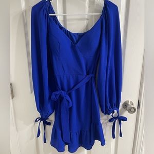 Long sleeve sweetheart neckline ruffle dress